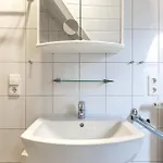 Apartament Helle Gelegene Im Schoenen Gau-algesheim, Monteure Willkommen, Parkplatz Vor Der Tuer *