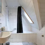Apartament Helle Gelegene Im Schoenen Gau-algesheim, Monteure Willkommen, Parkplatz Vor Der Tuer *