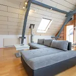Apartament Helle Gelegene Im Schoenen Gau-algesheim, Monteure Willkommen, Parkplatz Vor Der Tuer Gau-Algesheim