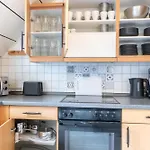 Helle Gelegene Im Schoenen Gau-algesheim, Monteure Willkommen, Parkplatz Vor Der Tuer Apartament *
