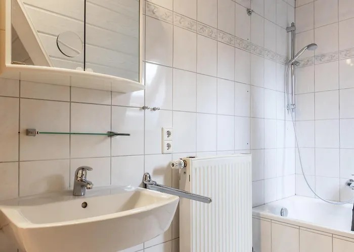 Appartamento Helle Gelegene Im Schoenen Gau-algesheim, Monteure Willkommen, Parkplatz Vor Der Tuer Gau-Algesheim