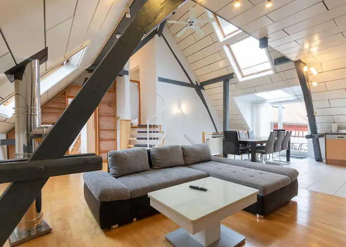 Helle Gelegene Im Schoenen Gau-algesheim, Monteure Willkommen, Parkplatz Vor Der Tuer Appartamento