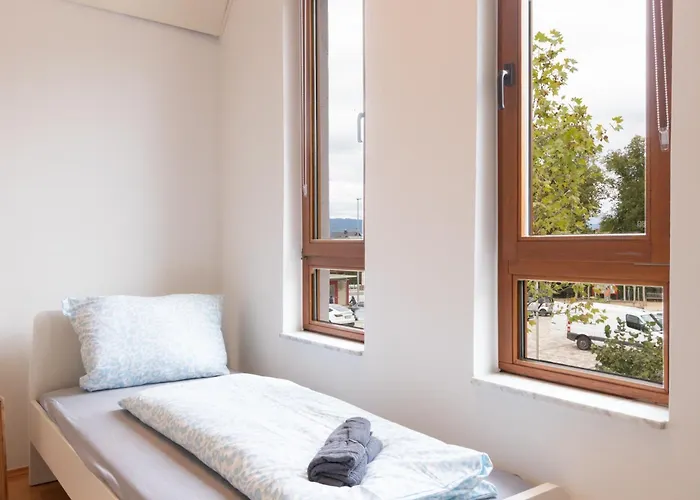 Appartamento Helle Gelegene Im Schoenen Gau-algesheim, Monteure Willkommen, Parkplatz Vor Der Tuer Gau-Algesheim